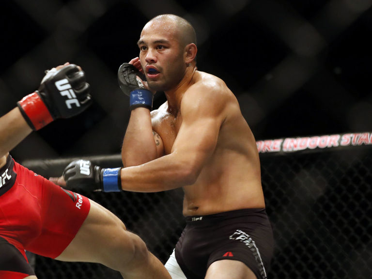 4 fighters come in heavy at UFC Sydney weighins