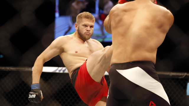 Tybura grinds out unanimous decision win over Arlovski