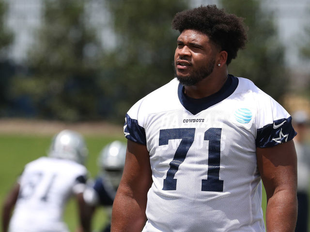 Cowboys lock up Collins on 2-year extension worth reported $15.4M