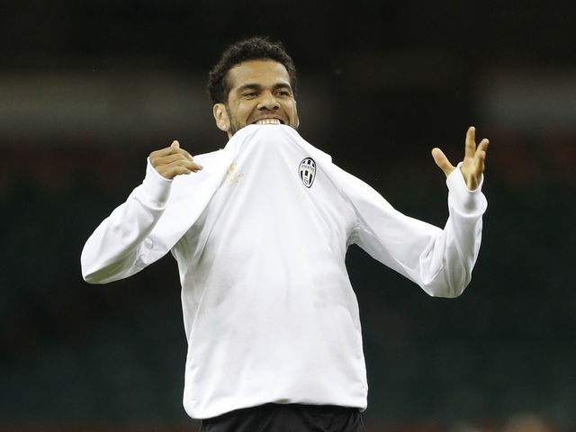 Manchester City-linked Alves to leave Juventus by mutual consent