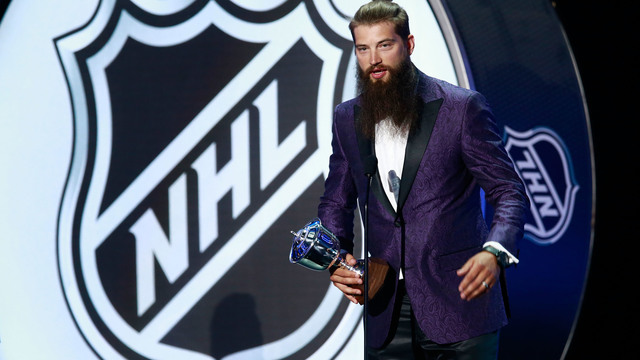 Brent Burns earns 1st Norris Trophy