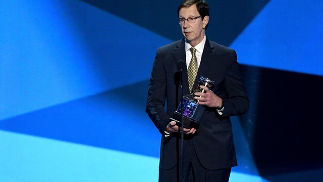 Predators' David Poile wins GM of the Year