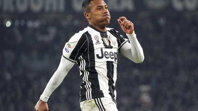 Juventus receives 'substantial offer' for Chelsea target Alex Sandro