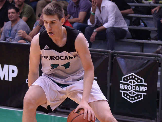 Nuggets select Vlatko Cancar with 49th pick