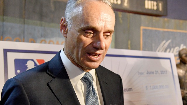 Manfred shuts down 'conspiracy theories' over juiced baseballs
