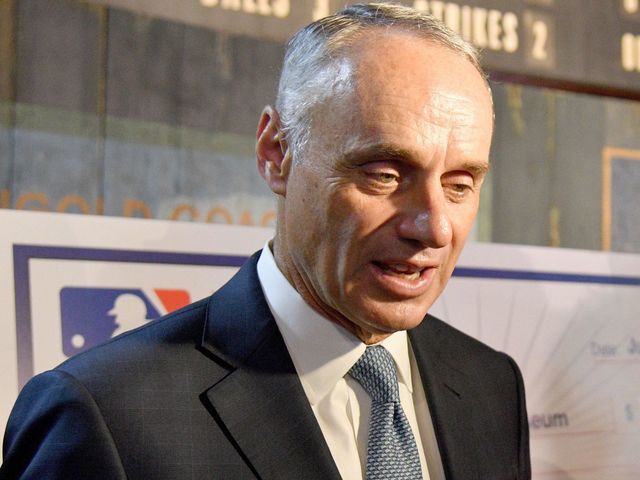 Manfred shuts down 'conspiracy theories' over juiced baseballs