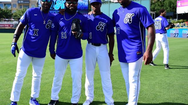 Cowboys' Bryant, Elliott, Prescott attend Nowitzki's charity softball game