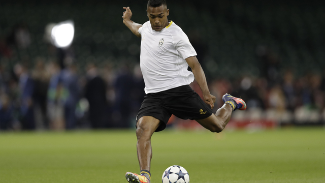 Report: Sandro tells Juventus he wants to complete £61M Chelsea move