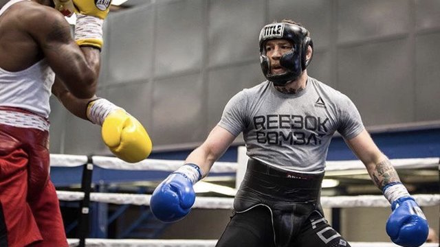 McGregor releases training photos, dubs himself 'King Ghost'