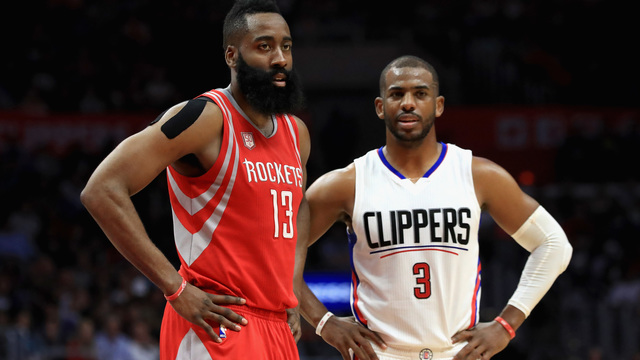Watch: Harden, CP3 connect in Drew League action