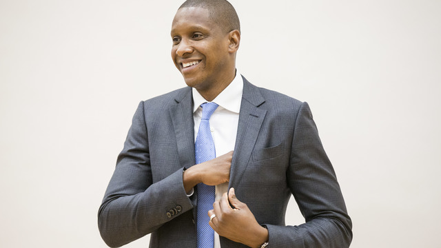 Report: Knicks targeting Raptors' Ujiri to replace Jackson