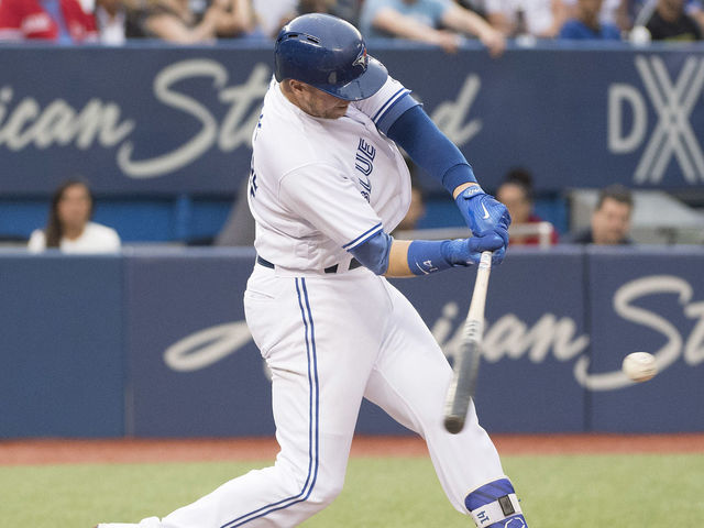 MLB sets single-month HR record as Smoak hits No. 1,070 in June