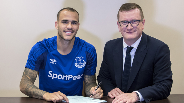 Everton signs Sandro Ramirez from Malaga for reported €6M fee