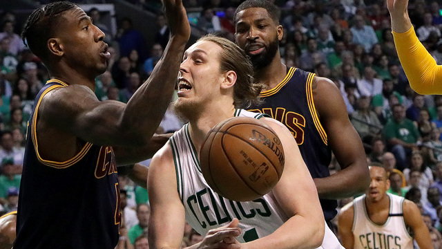 Report: Celtics renounce Olynyk; Hawks and Pacers interested