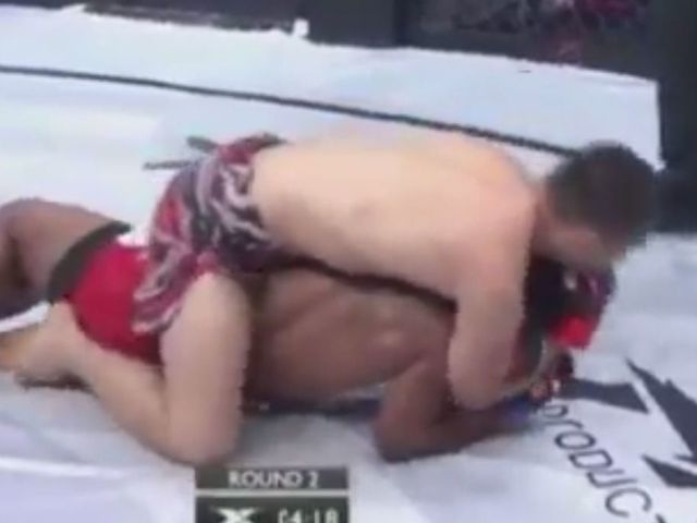 Watch: Krazy Horse taps to sloppy choke in another antic-filled fight