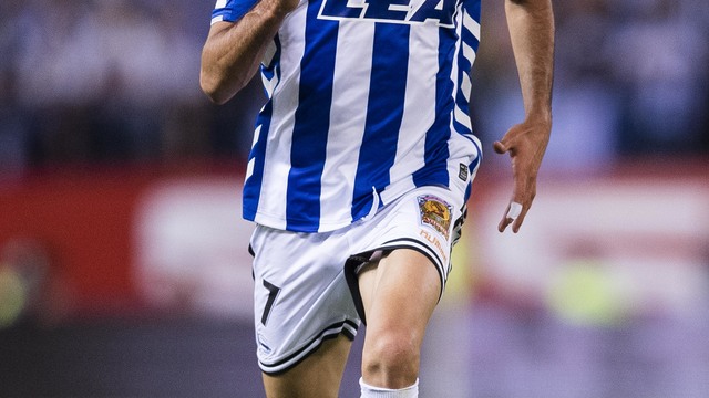 Ruben Sobrino joins Deportivo Alaves on permanent deal from Manchester City
