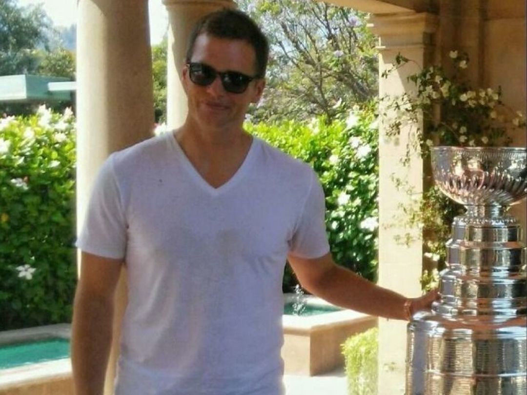 Tom Brady touches Stanley Cup, deeply upsets Pittsburgh ...