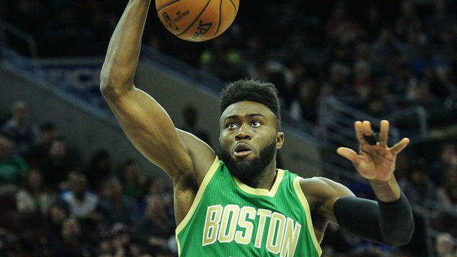 Celtics' Brown accepts invite to speak to Harvard students about education