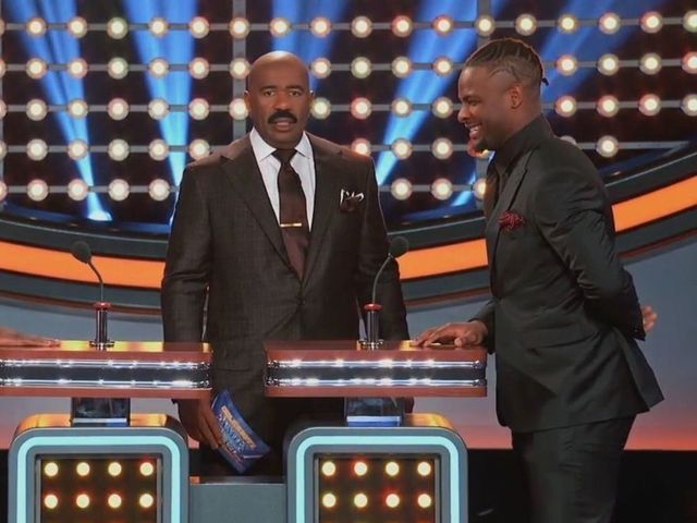 Watch: Le'Veon Bell's 'Family Feud' answer leaves Steve Harvey in disbelief