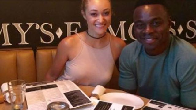 Maclin takes Baltimore seafood spot up on offer of free crabcakes