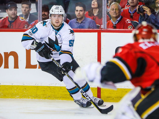 Sharks re-sign Tierney to 1-year deal