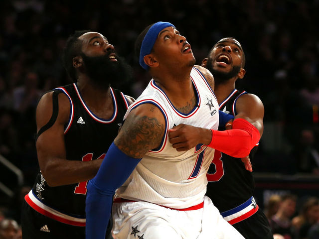 Report: Knicks pause Melo trade talks in hopes of keeping him