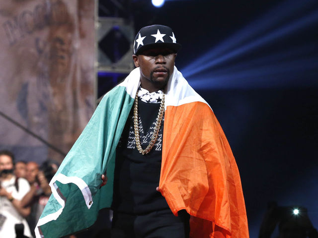 Mayweather: McGregor's racial comments 'totally disrespectful'
