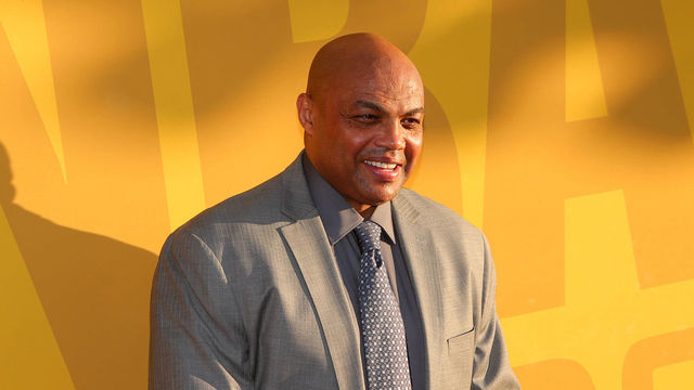 Barkley: Exploitive, no-talent LaVar Ball 'trying to make money on his kids'