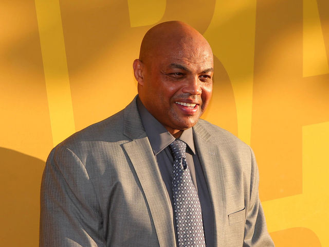 Charles Barkley: 'I'd totally be shocked' if 76ers don't make playoffs