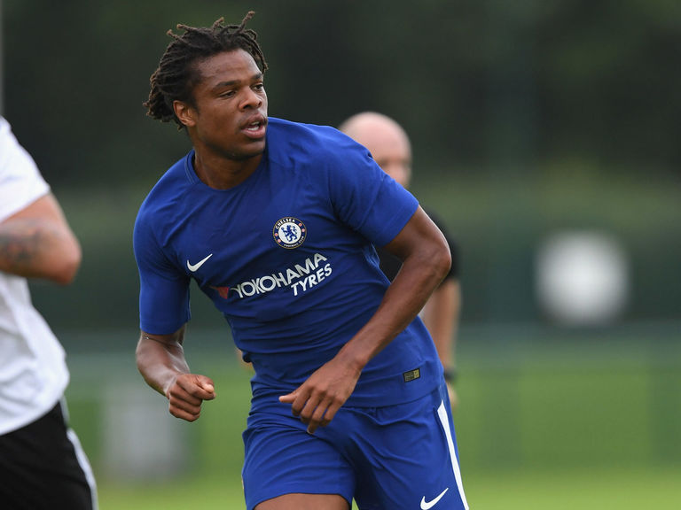 Loic Remy swaps Chelsea for Las Palmas | theScore.com