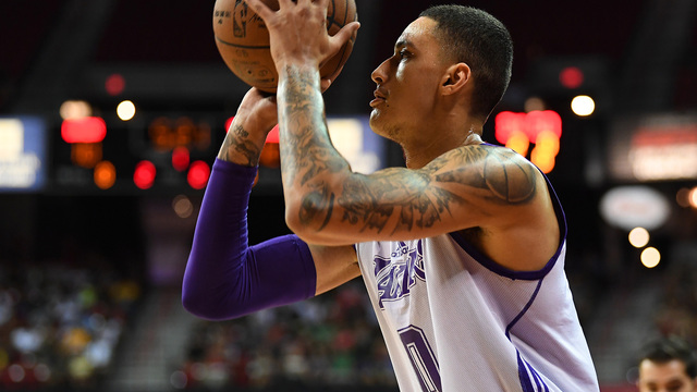 Lakers' Kuzma announces he's joining Nike