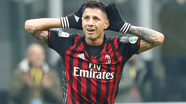 Lapadula ends short-lived Milan stay to join Genoa