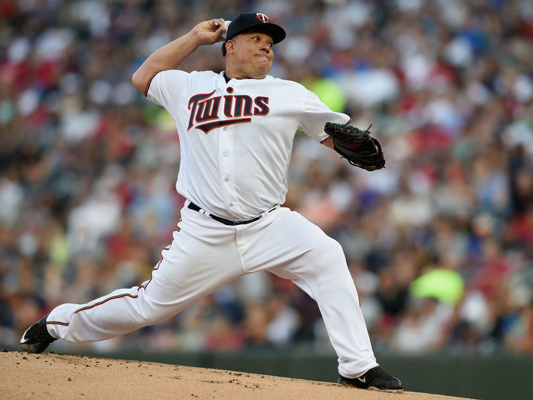 Bartolo Colon honors late mother with 239 career win