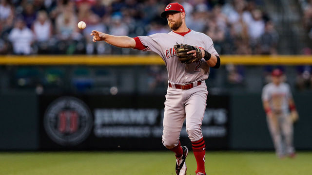 Angels sign Cozart to 3-year deal worth reported $38M