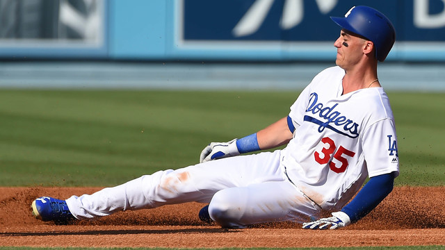 Dodgers discouraging players from sliding headfirst