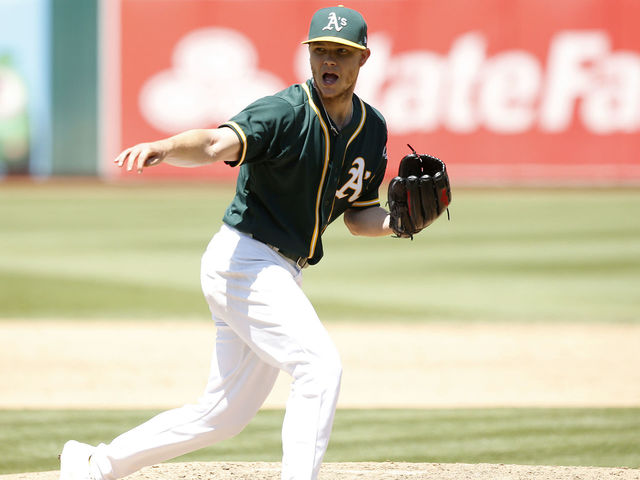 Report: Talks for Gray 'heating up' between Athletics, Astros