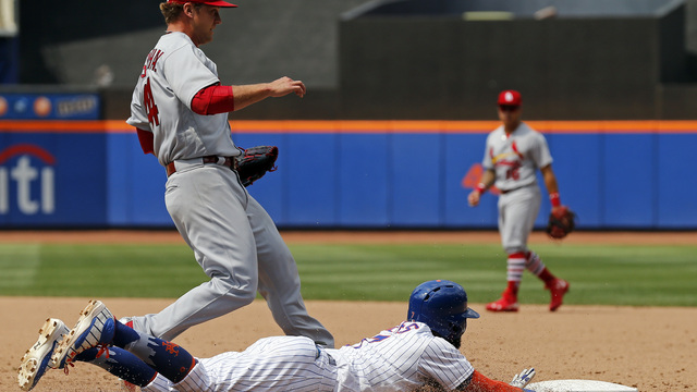 Cardinals' Carpenter: Rosenthal's fielding lapse 'just can't happen'