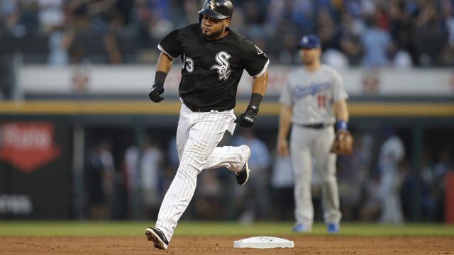 White Sox trade Melky Cabrera to Royals