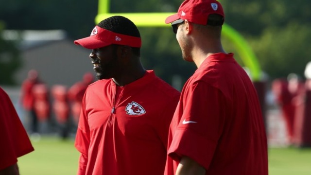 Michael Vick attending Chiefs camp as coaching intern