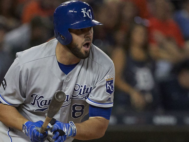 Report: Angels have had discussions with Moustakas