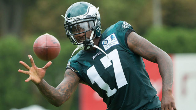 Eagles' Jeffery cleared for contact