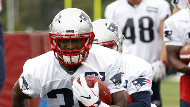 Report: Patriots release Gillislee