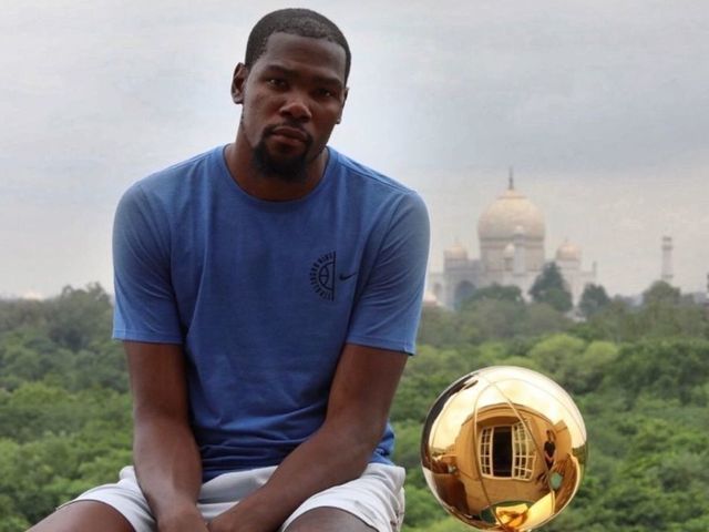 Durant brings Larry O'Brien trophy to the Taj Mahal