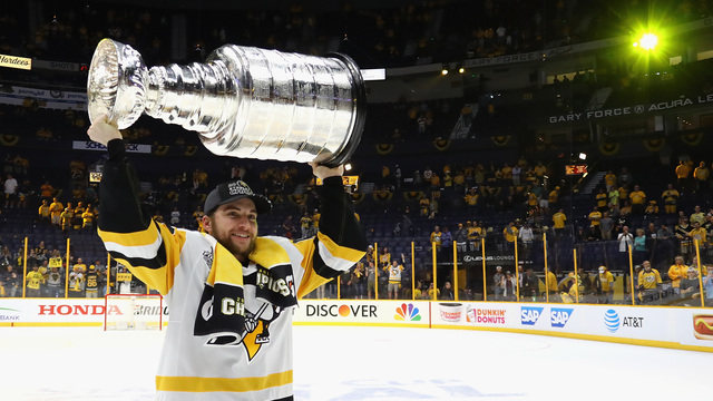 Penguins re-sign Sheary to 3-year, $9M deal