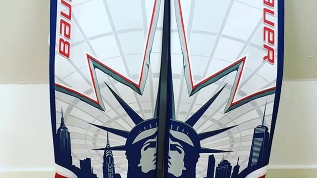 Look: Lundqvist's new pads redefine the word sharp