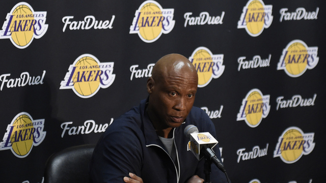Scott has 'had enough of' coaching, doesn't see Lakers making playoffs