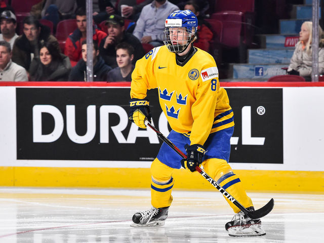 Top prospect Dahlin not feeling added pressure heading into draft year