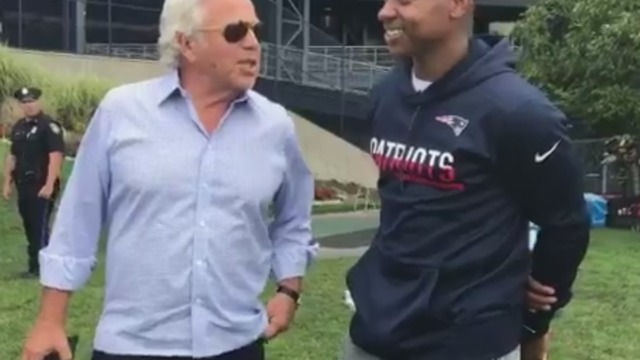 Isaiah Thomas takes in Patriots practice to 'watch greatness'