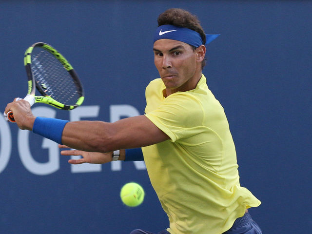 Nadal, Federer win opening matches at Rogers Cup