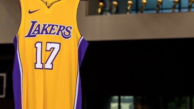 Look: Lakers unveil 3 new Nike jerseys